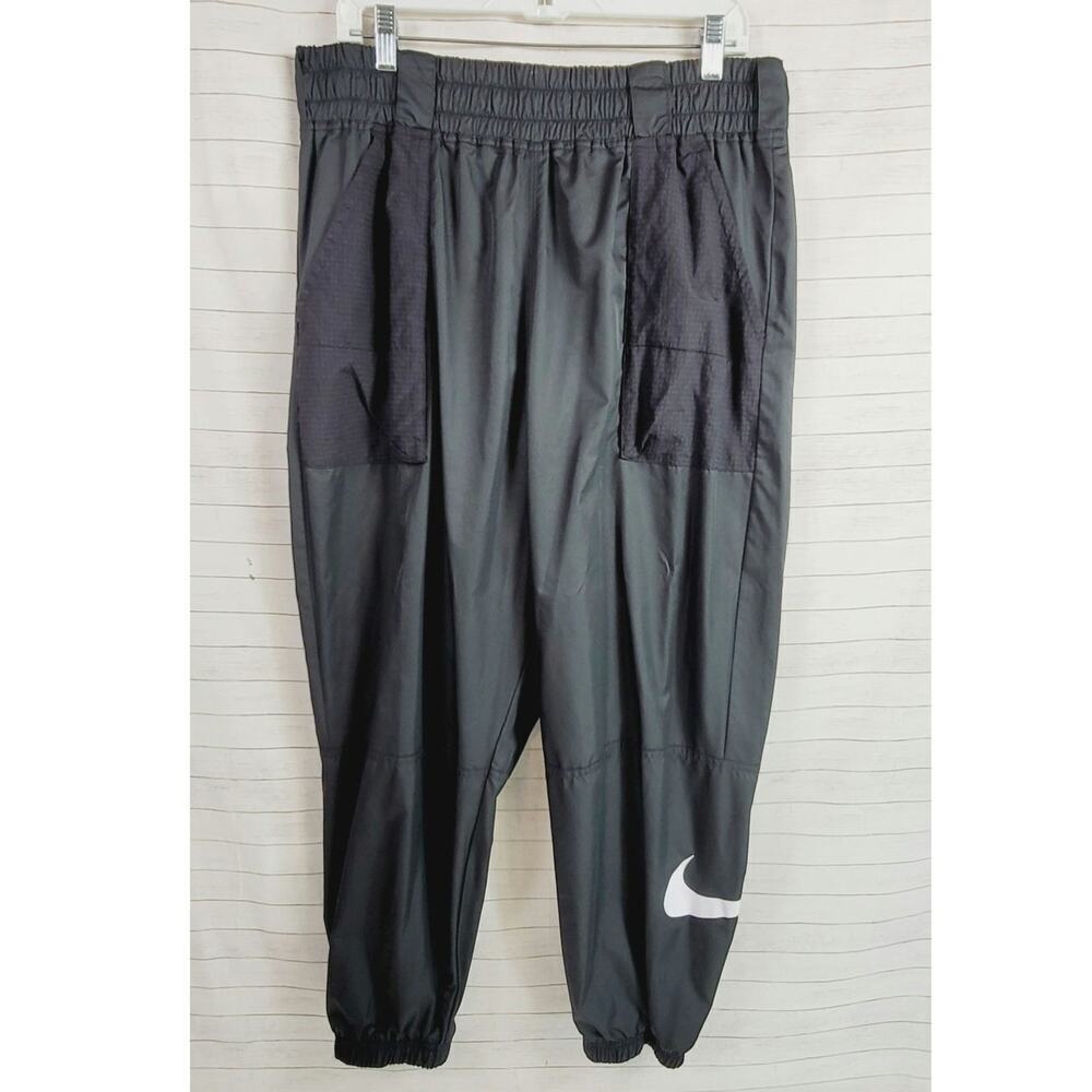 Nike Tapered Windbreaker Track Logo Retro 90s Jogger Pant in Black, sz XL